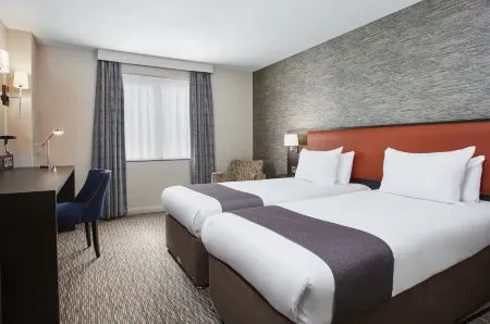 Holiday Inn Belfast City Centre Отели рядом с достопримечательностью «Кафедральный собор Сейнт Питер»