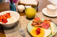 Leonardo Boutique Hotel Madrid - Aamiainen