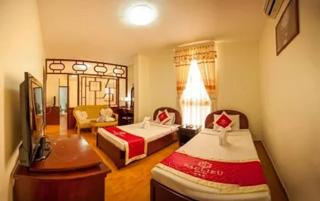 Sai Gon Bac Lieu Hotel Отели в г. Бакльеу