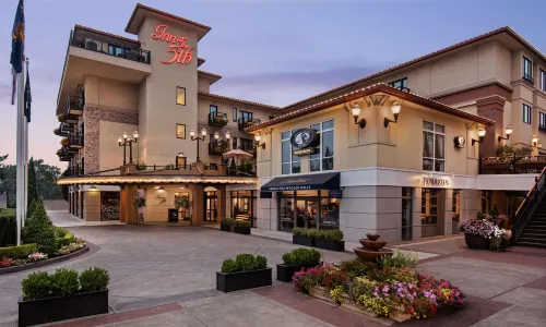Inn at the 5th