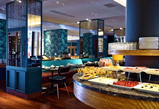 페스타나 빈티지 포르토 호텔