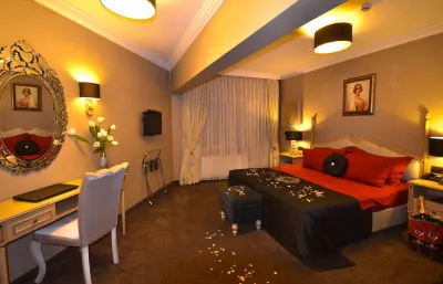 Ada Life Hotel