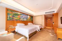 Vienna Hotel فنادق في شى شينغ