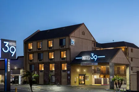 The Hotel 39