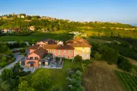 Relais Villa d'Amelia فنادق في Rodello