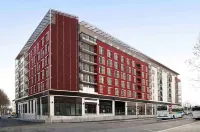 Comfort Aparthotel Nîmes Centre Hôtels à proximité de : Esplanade Charles-de-Gaulle