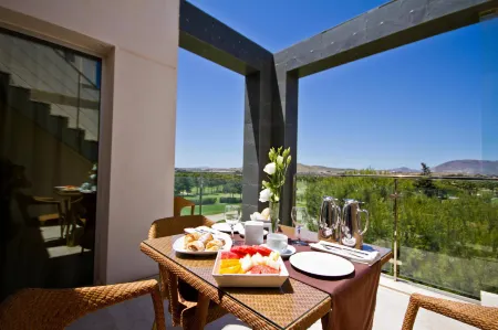 El Plantío Golf Resort Отели в г. Torrellano