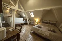 Aux Petits Bonheurs Hotels in Berthen