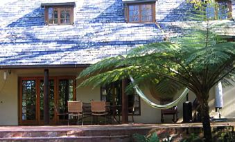 Mongoose Manor