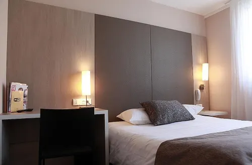 Hôtel Bristol Hôtels à : Caen