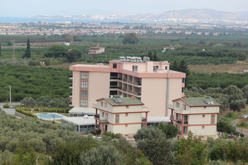 Gumus Thermal Suites Hotel