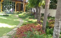 Ataya Hotel Hôtels à : Ngemplak
