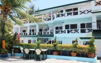 Subiza Beach Resort Hotels in der Nähe von Freeport Institute For Research Science and Technology
