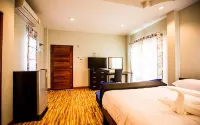 Baan Pran Boutique Resort Hotels near AIS