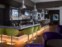 Radisson Blu Waterfront Hotel, Jersey - ที่มีบาร์