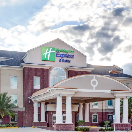 Holiday Inn Express & Suites RACELAND - HIGHWAY 90 by IHG