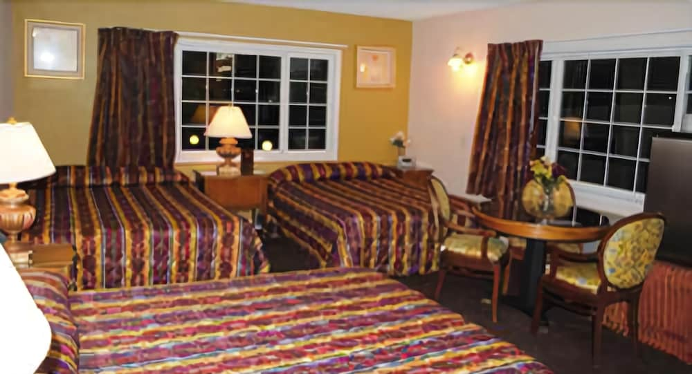 Travel Inn and Suites