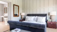 Number 38 Clifton Hotels in Easton in Gordano