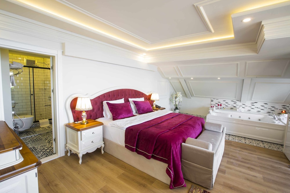 Andalouse Elegante Suite Hotel