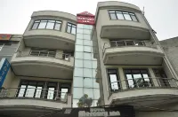 Hotel Mercury Inn by Sonachi