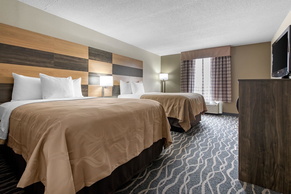 Quality Inn & Suites Lafayette I-65