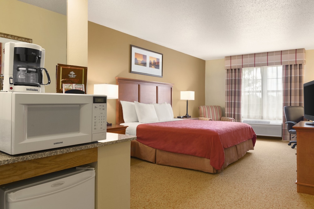 Country Inn & Suites by Radisson, Sycamore, IL