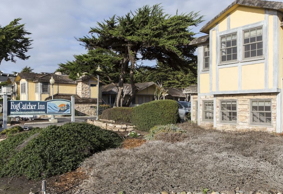 Fogcatcher Inn-Cambria Updated 2023 Room Price-Reviews u0026 Deals | Trip.com