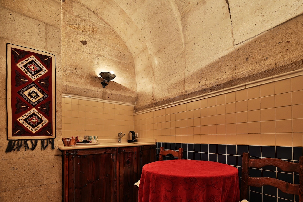 Cappadocia Cave Suites