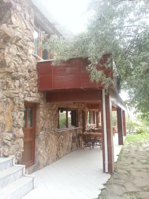 Gokceada Uysallar Köy Evi - bar