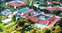 Hotel Rottaler Hof Hotels near Lidl