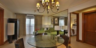 Crown Regency Suites Mactan