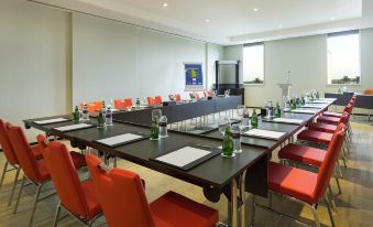 Ibis One Central