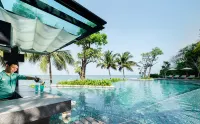 Cape Dara Resort - Pool