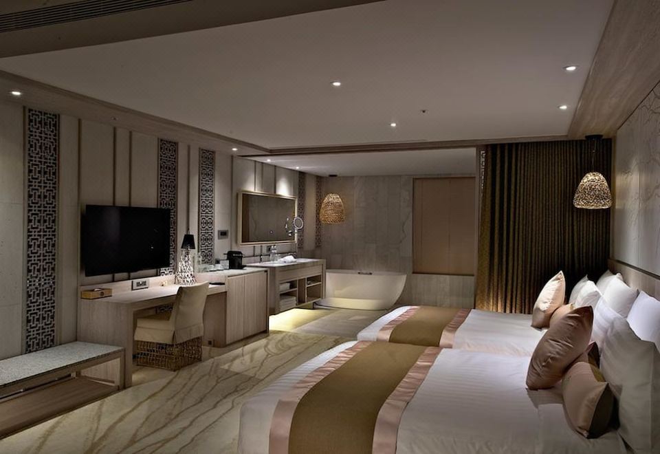 5. 아트리 호텔..