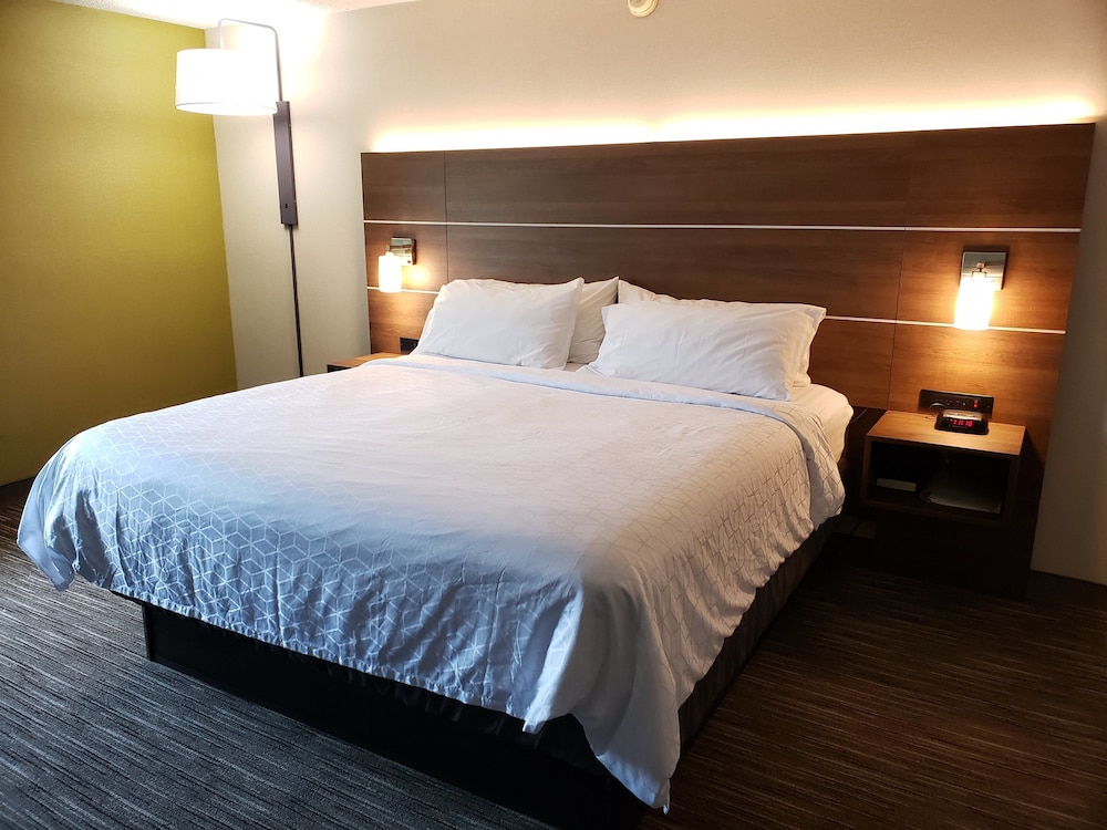 Holiday Inn Express Edgewood-Aberdeen-Bel Air, an Ihg Hotel