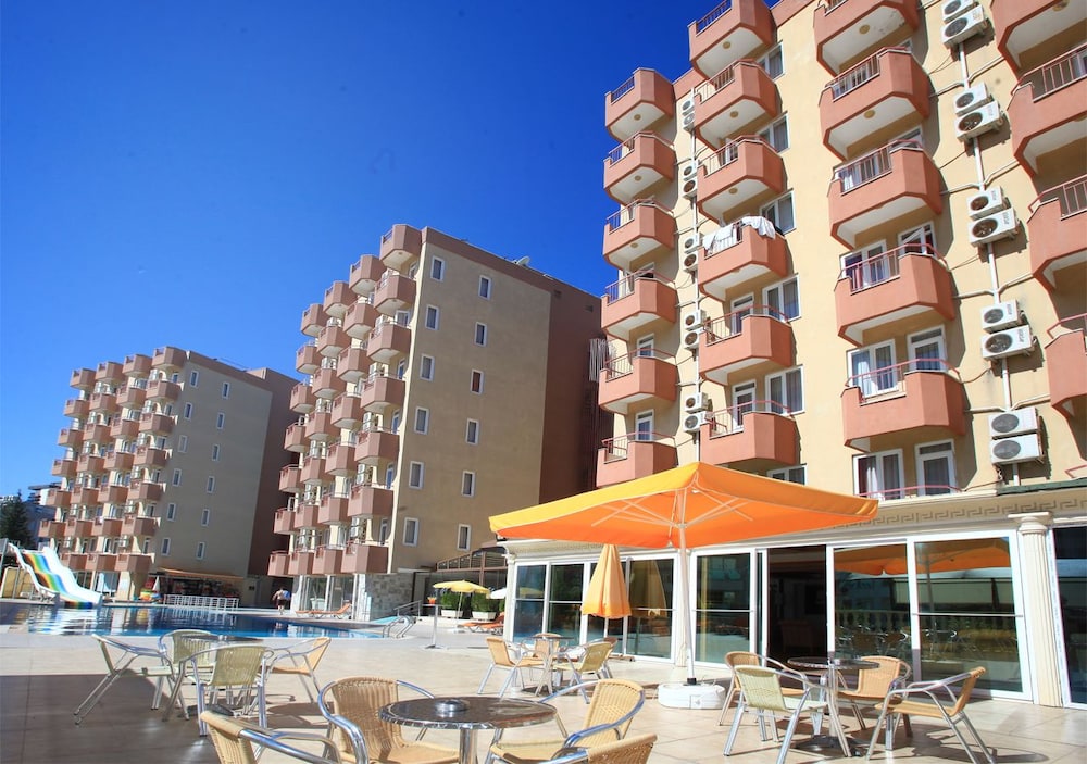 Lara Hadrianus Hotel