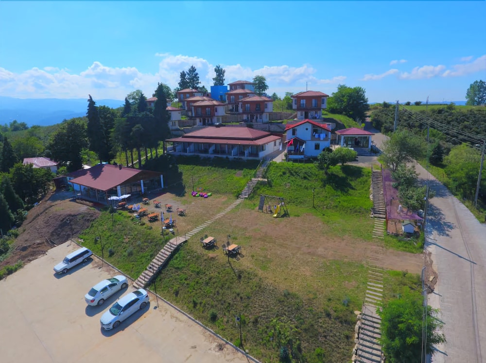 Akamoy Boztepe Otel & Restorant