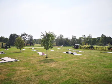 Wellness- Und Spa Hotel Jöckel Отели в г. Фогельсберг