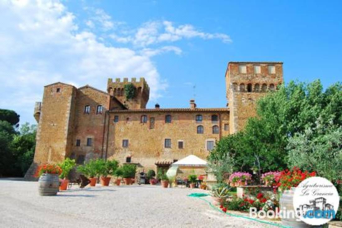 Agriturismo Castello La Grancia di Spedaletto-Pienza Updated 2022 Room  Price-Reviews & Deals | Trip.com