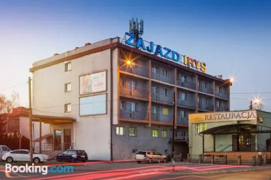 扎傑壹瑞斯賓館