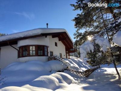 Hotel Exterior Haus Berta Photo