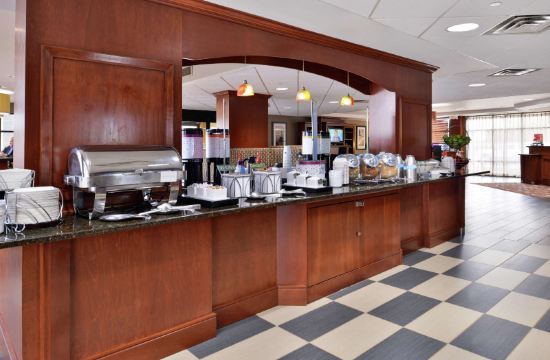Hampton Inn Norfolk Virginia Beach Room Reviews Photos Virginia Beach 21 Deals Price Trip Com