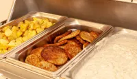 Hampton Inn & Suites Jackson Downtown-Coliseum - breakfast