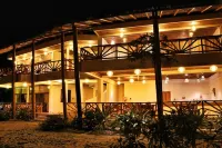 Seaside Garden Lodge Mompiche Hotels near Isla Jupiter