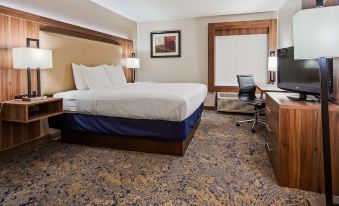 Best Western Plus Kansas City Airport-KCI East