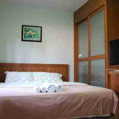 Chayada Garden House and Resort Hotel Rooms
