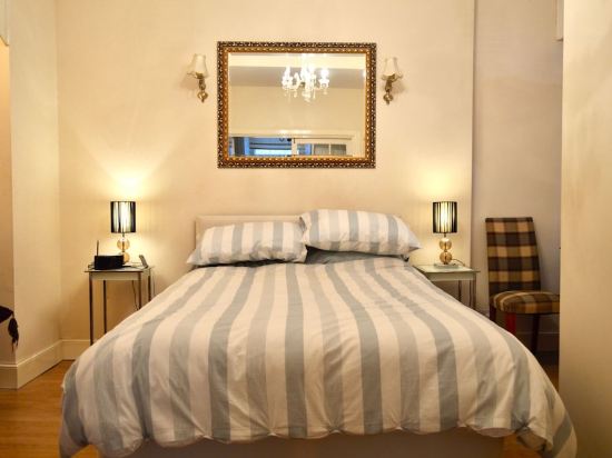 Homely, Comfortable 2 Bed in Historic Rose Street