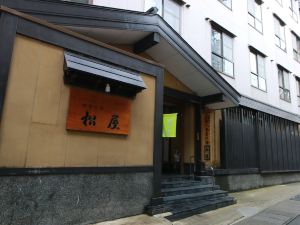 四季之宿松屋酒店