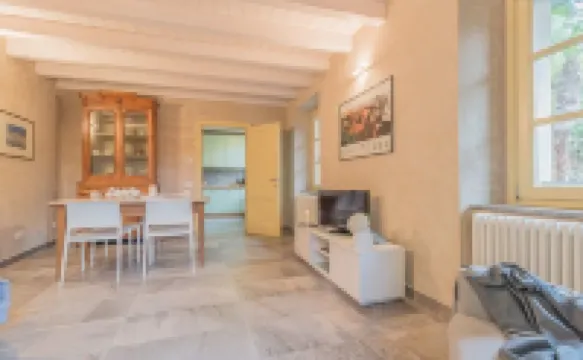 Del Duca Apartment