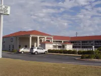 Motel 6 Abbeville, Al Hotels near Hardridge Creek Public Boat Ramp